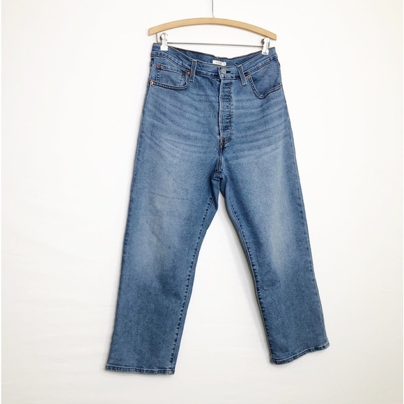 Levi rib cage size 32 button fly bootcut jeans - Picture 4 of 13